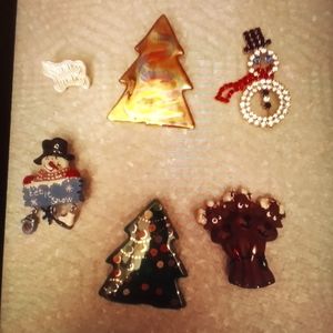 Christmas Vintage Brooches #6